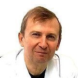 Врач Мангуш Александр Викторович