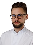 Врач Скарилкин Роман Алексеевич